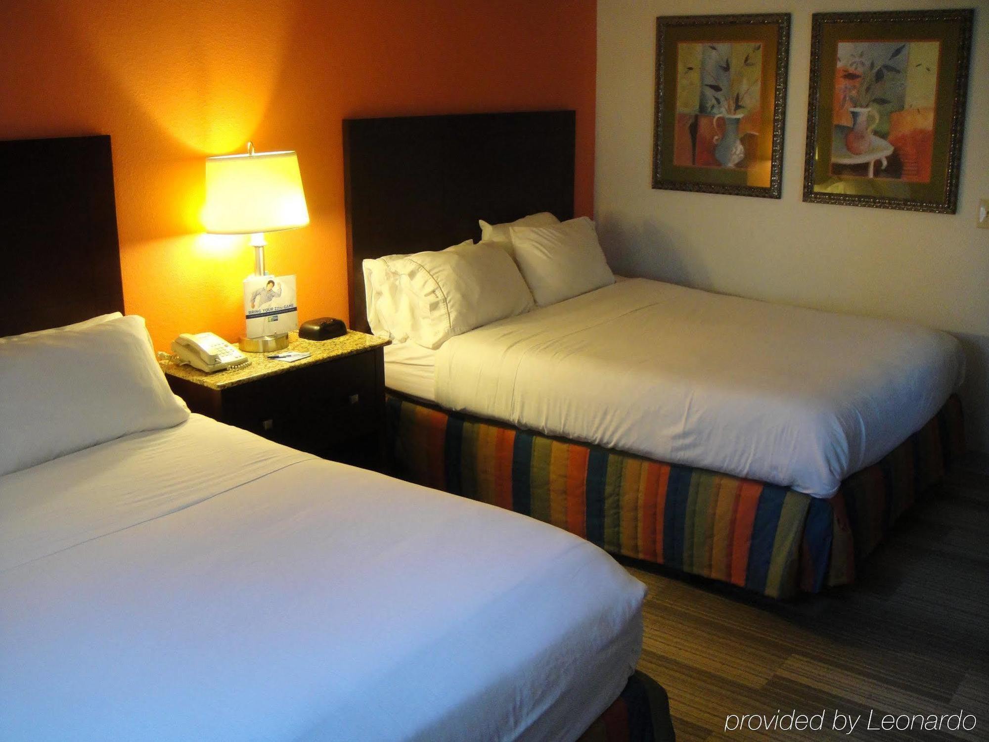 Holiday Inn Express Hotel And Suites Petersburg - Fort Lee, An Ihg Hotel מראה חיצוני תמונה